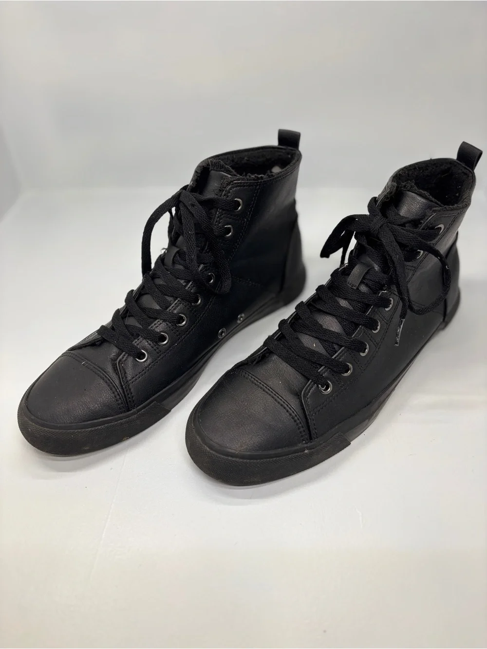 H&M Black High Top Sneakers Men’s 10.5 EU 44 Faux Leather Lace Up Casual